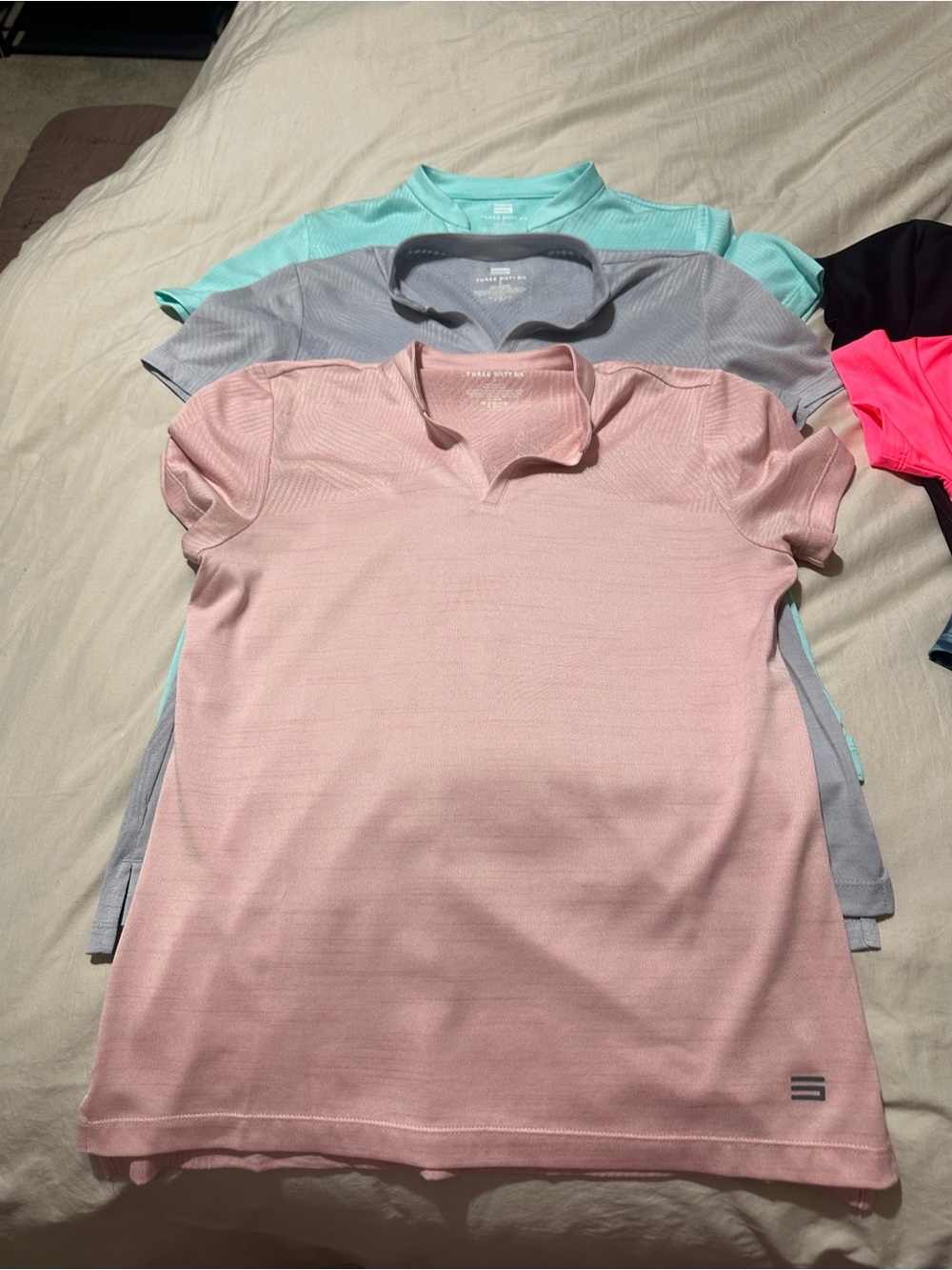 SET Active Women’s Short Sleeve Polo Tee - Light Pink